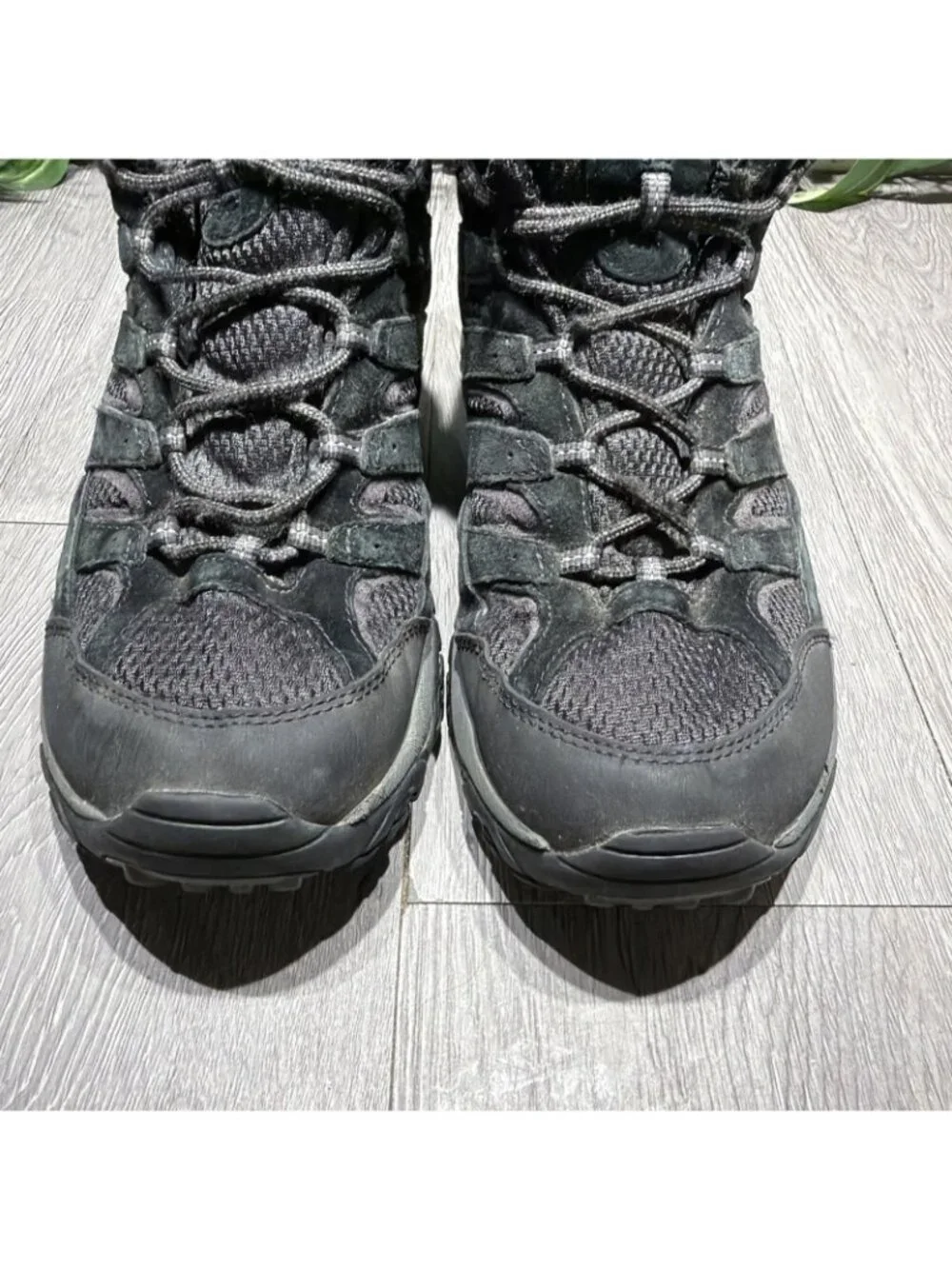Merrell Moab 2 Vent Mid Sneaker Men's Black Athletic Hiking Shoes - 10
